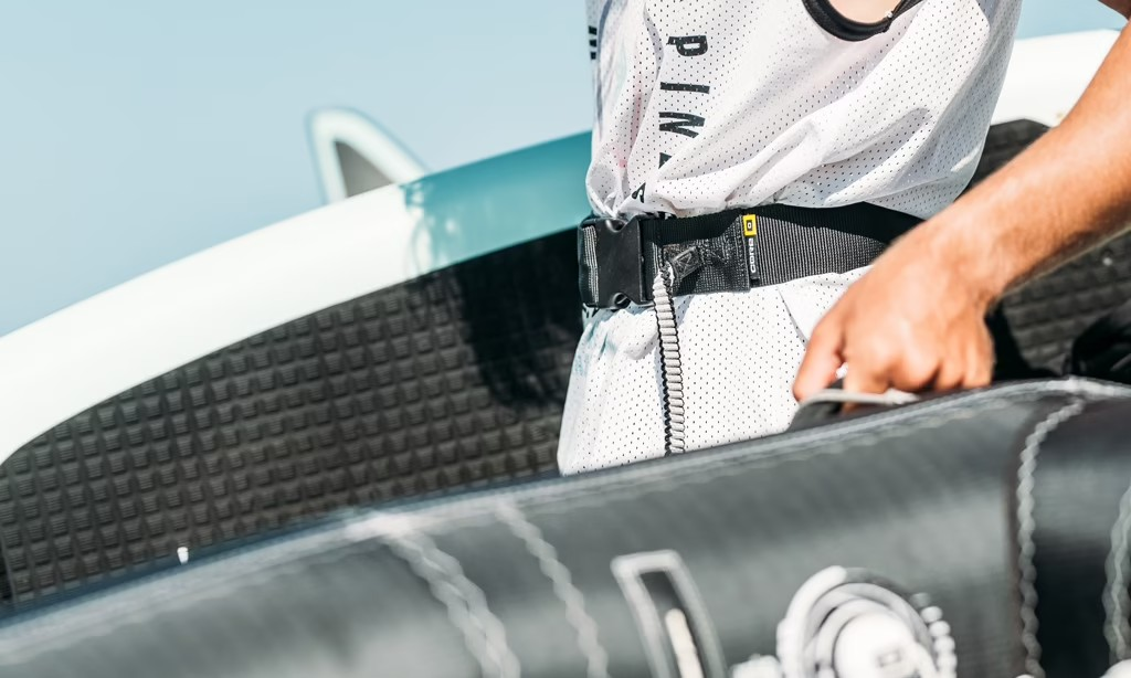 Core Wing Waist Leash